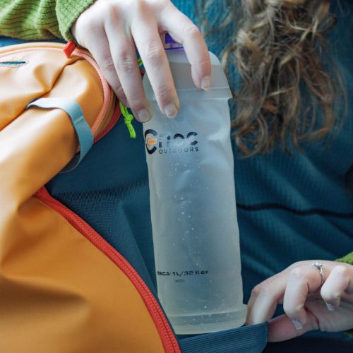 Vesica Collapsible Water Bottle 1L by CNOC Outdoors - Image 8