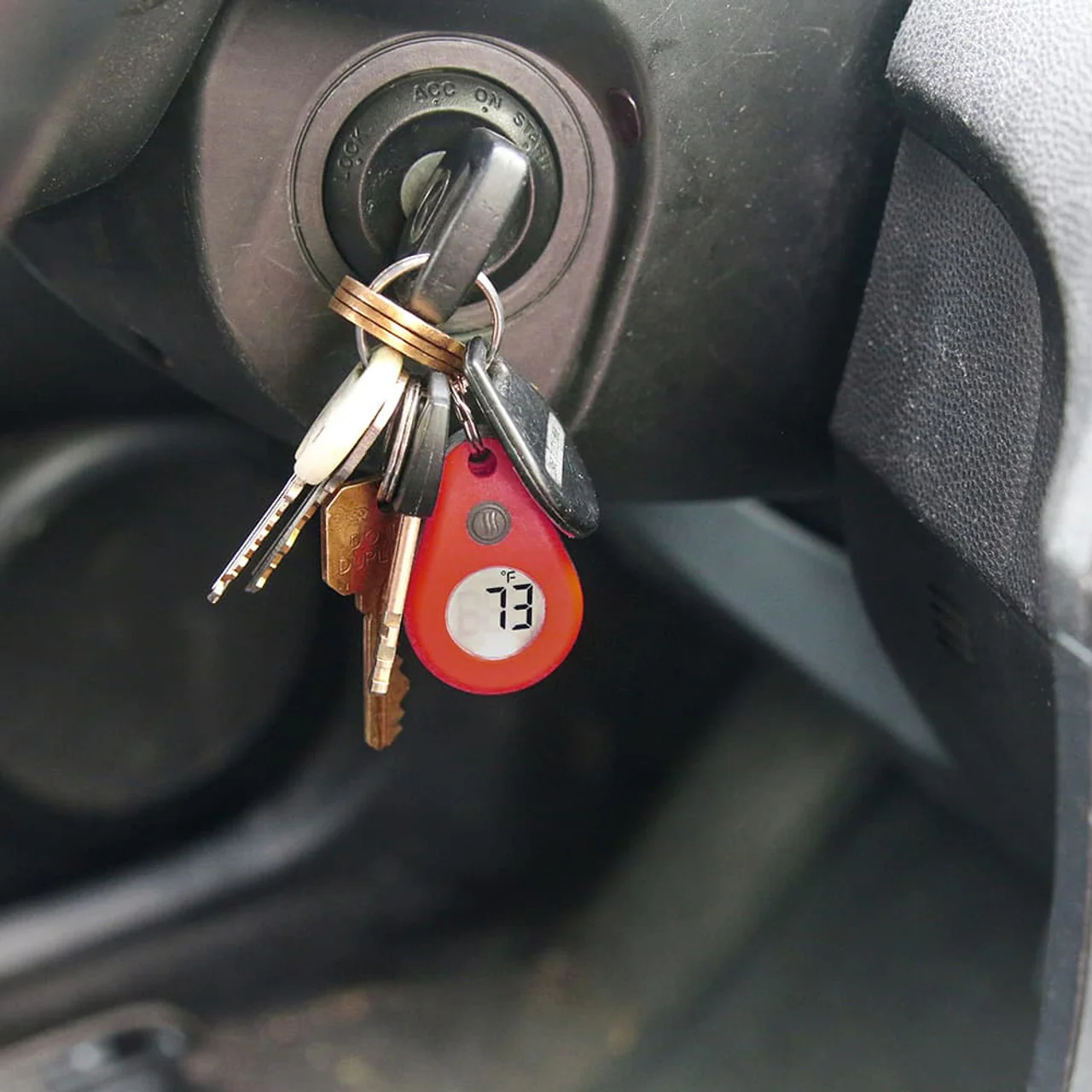 Zipper-Pull Hiking Thermometer by ThermoWorks - Image 11